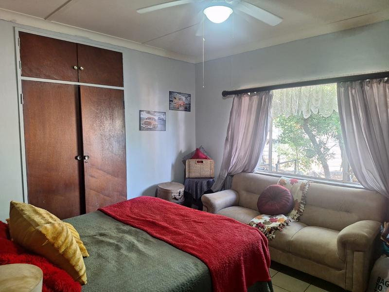 4 Bedroom Property for Sale in Roosheuwel North West